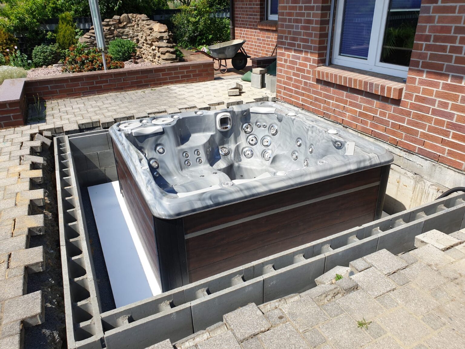 k.im.s.gmbhgartenpoolbautechnikwhirlpoolswimspa